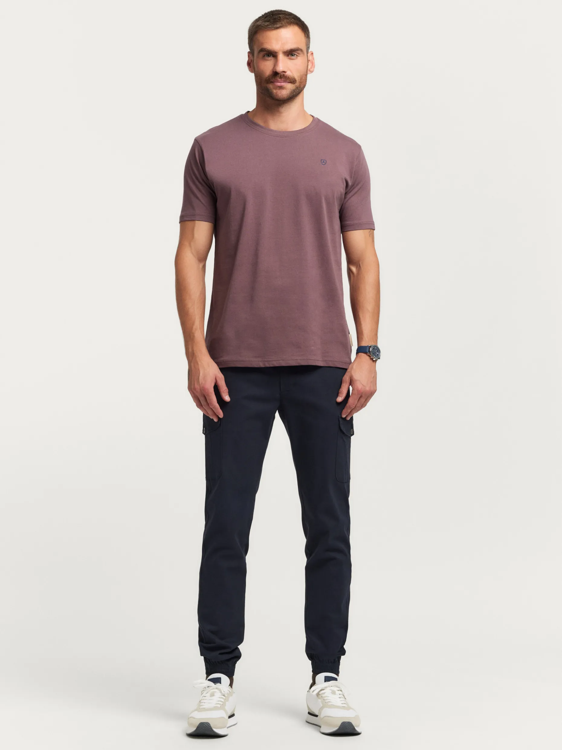 CAMISETA BASICA VIOLETA