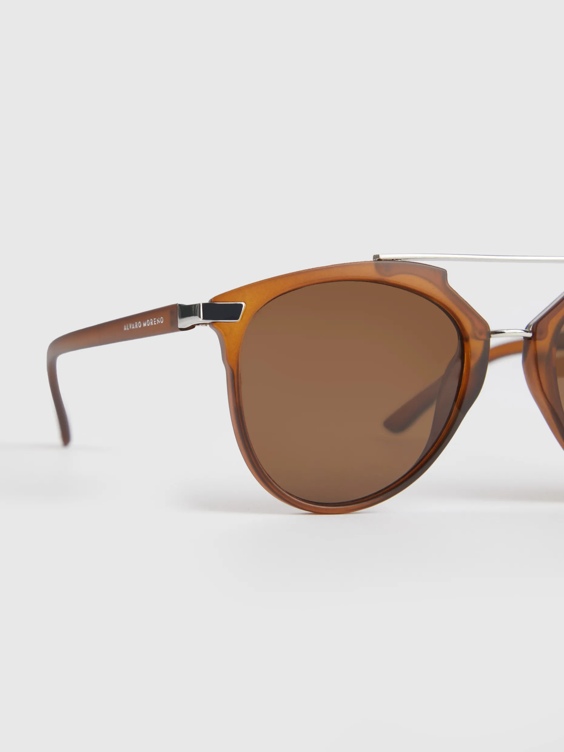GAFAS BOSS MARRÓN