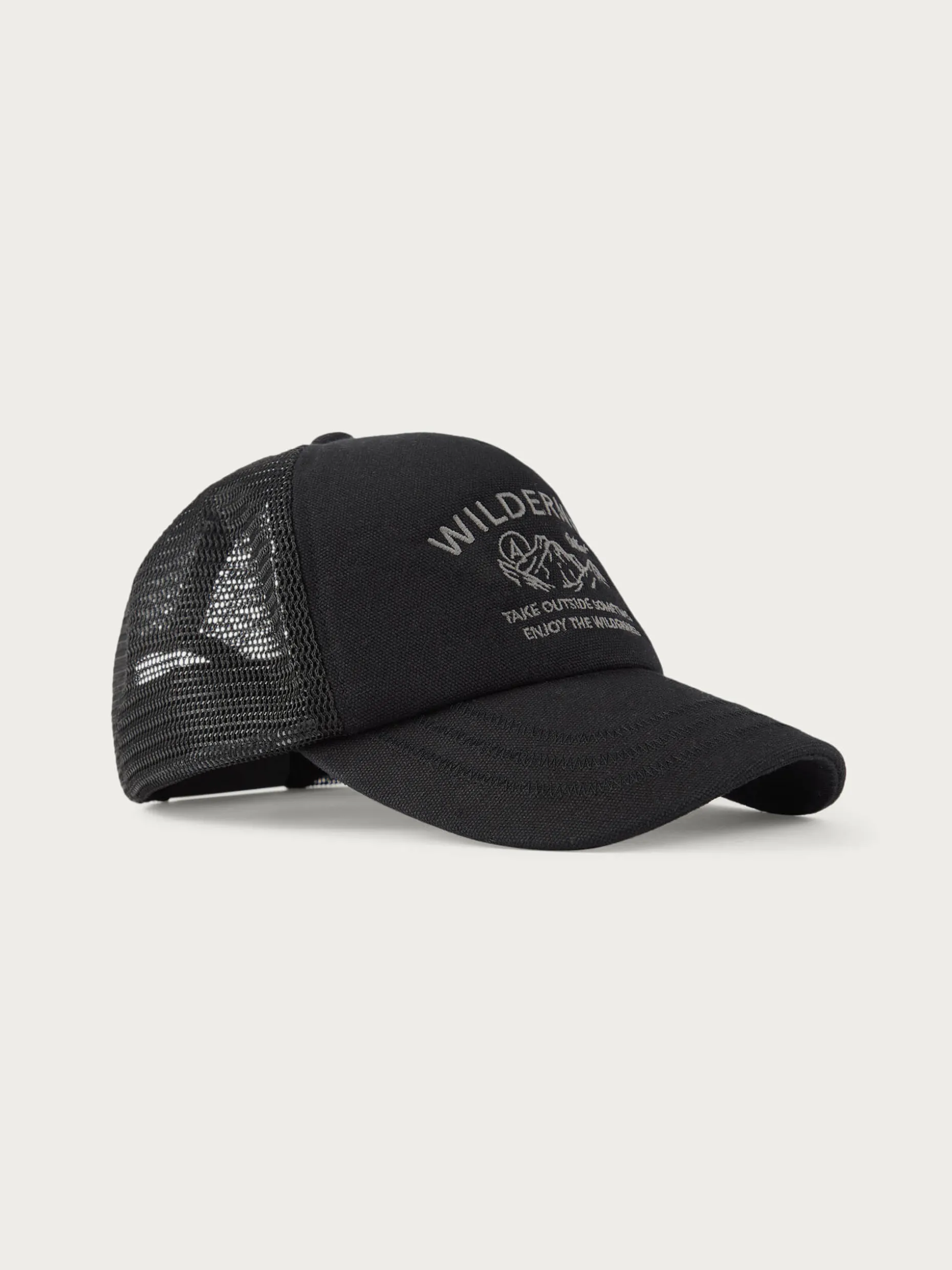 GORRA TRUCK BORDADA NEGRO