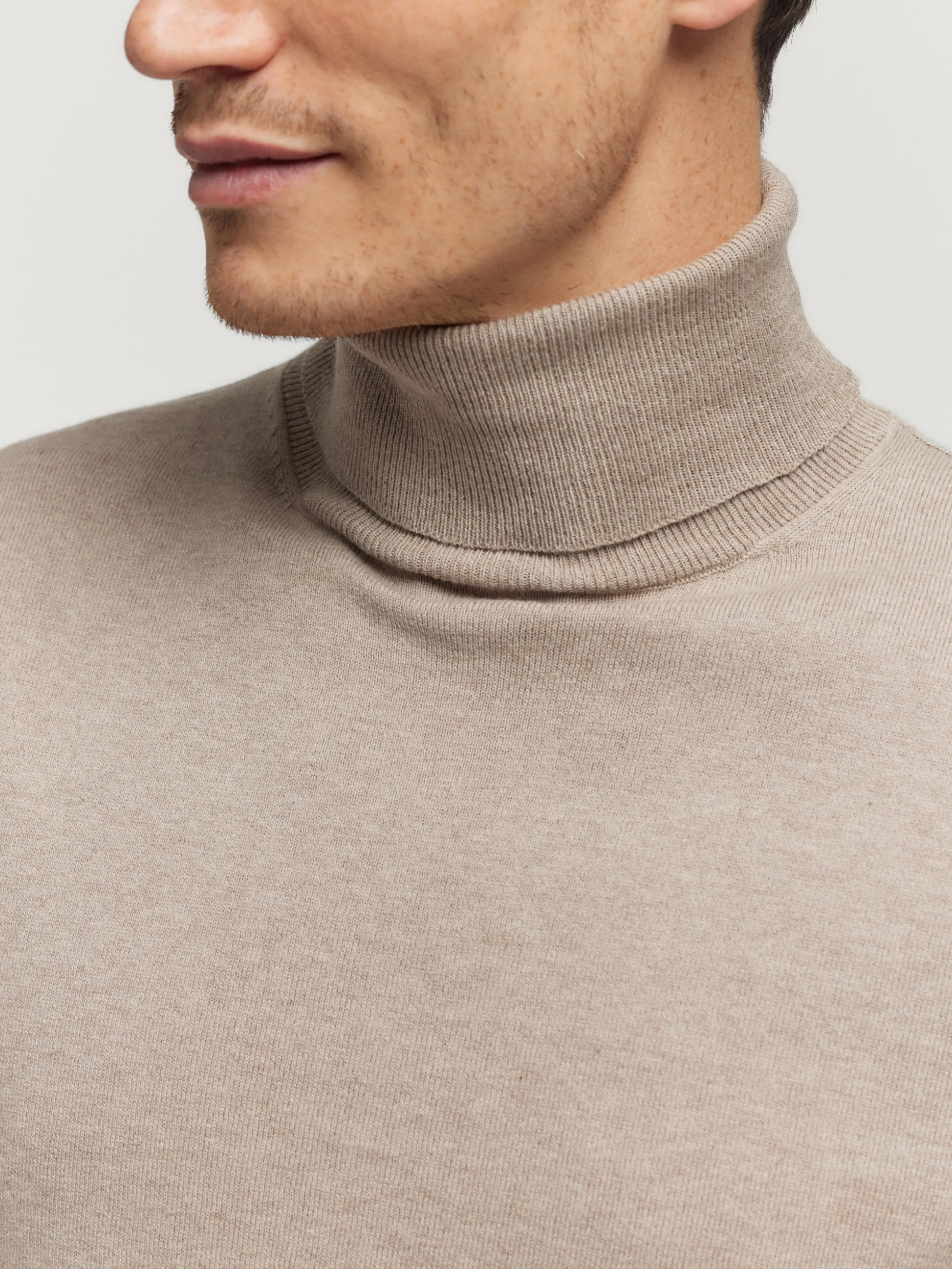 JERSEY ROLL COLLAR BEIGE
