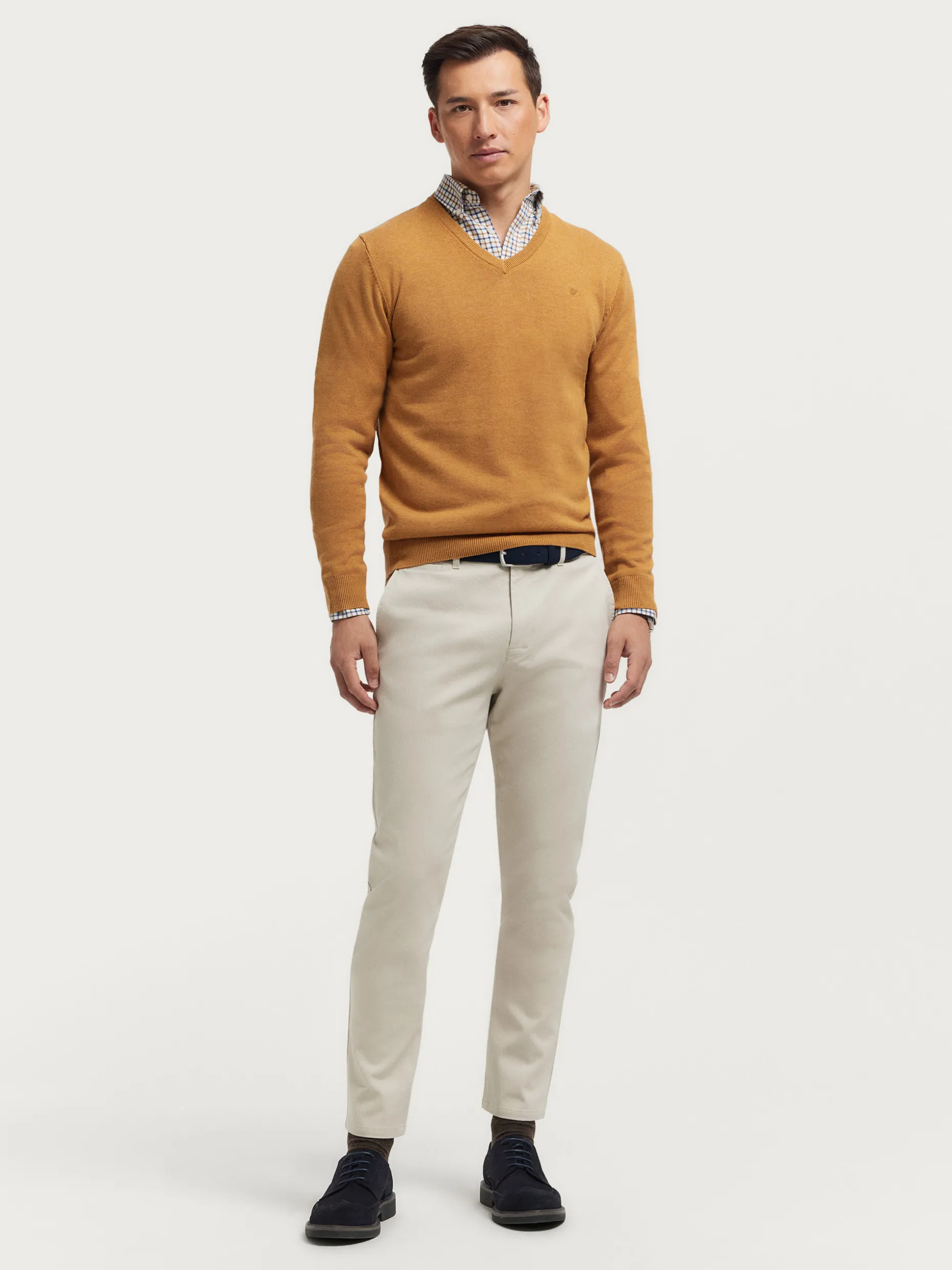 JERSEY V-NECK TRENDY MOSTAZA