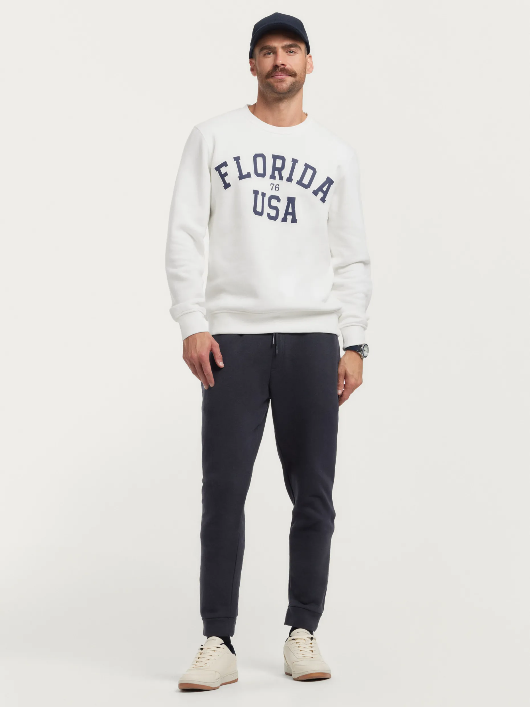 JOGGER BASIC AZUL MARINO