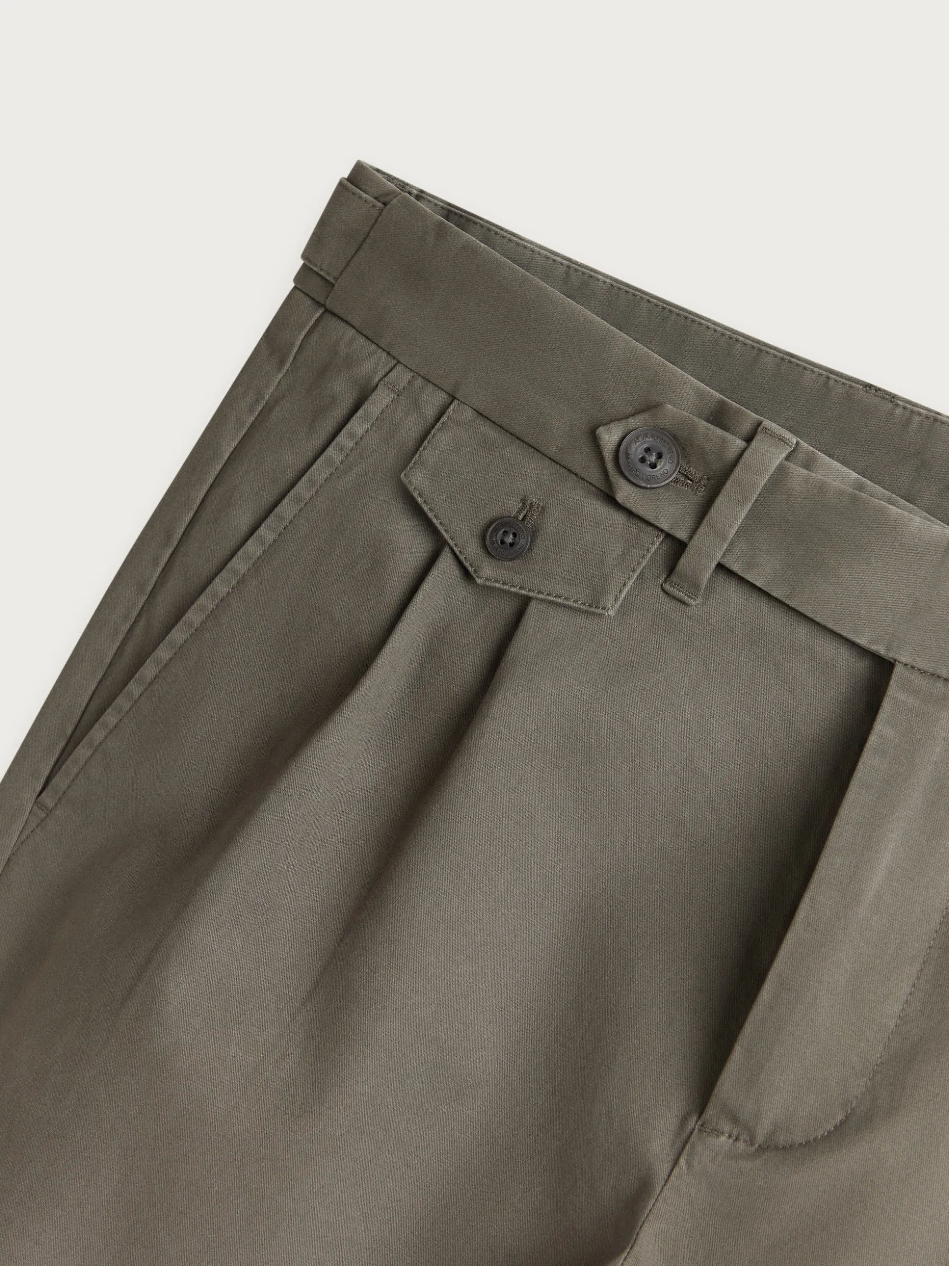 PANTALON CARROT VERDE