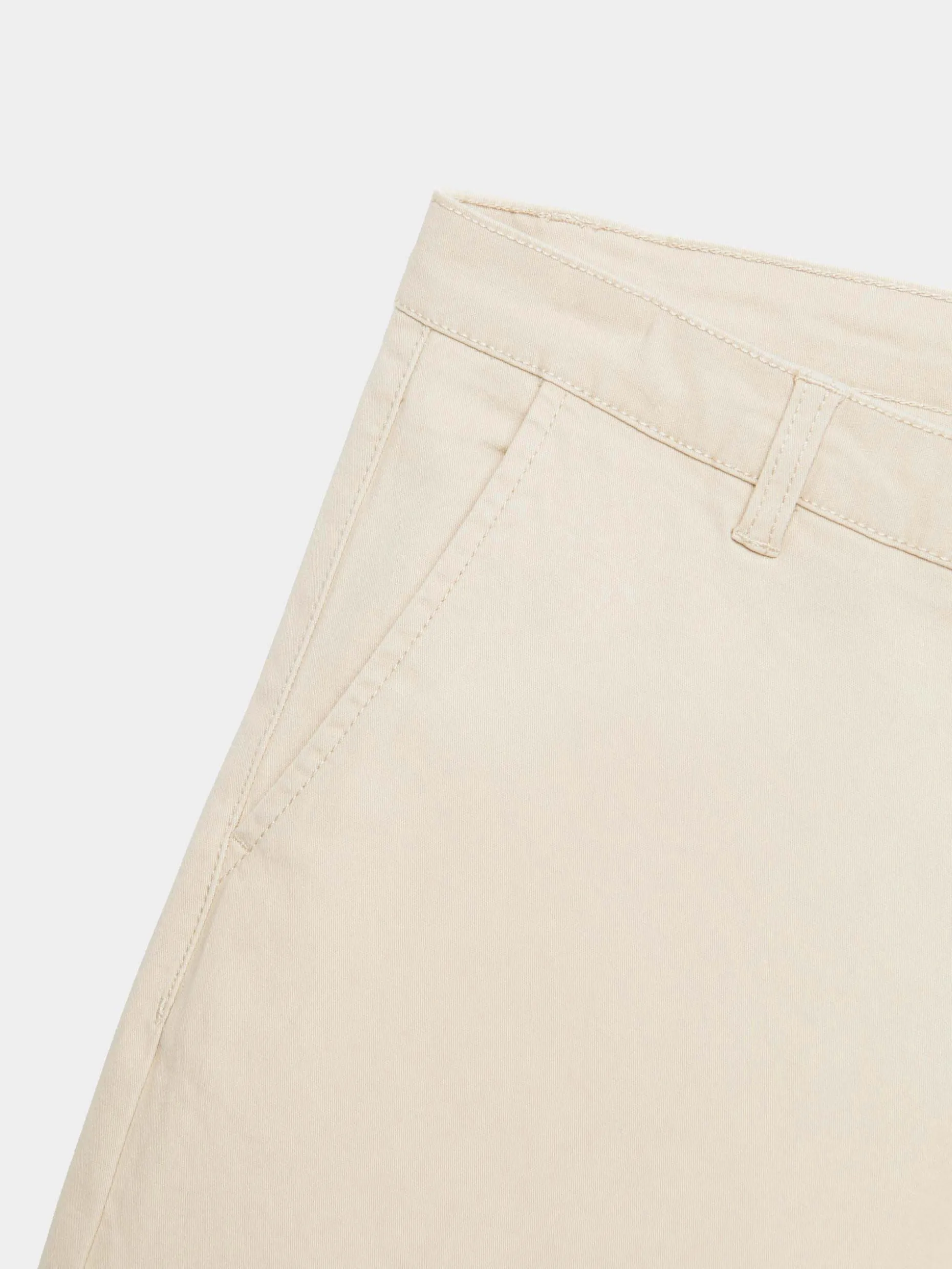PANTALON CHINO COMFORT CRUDO